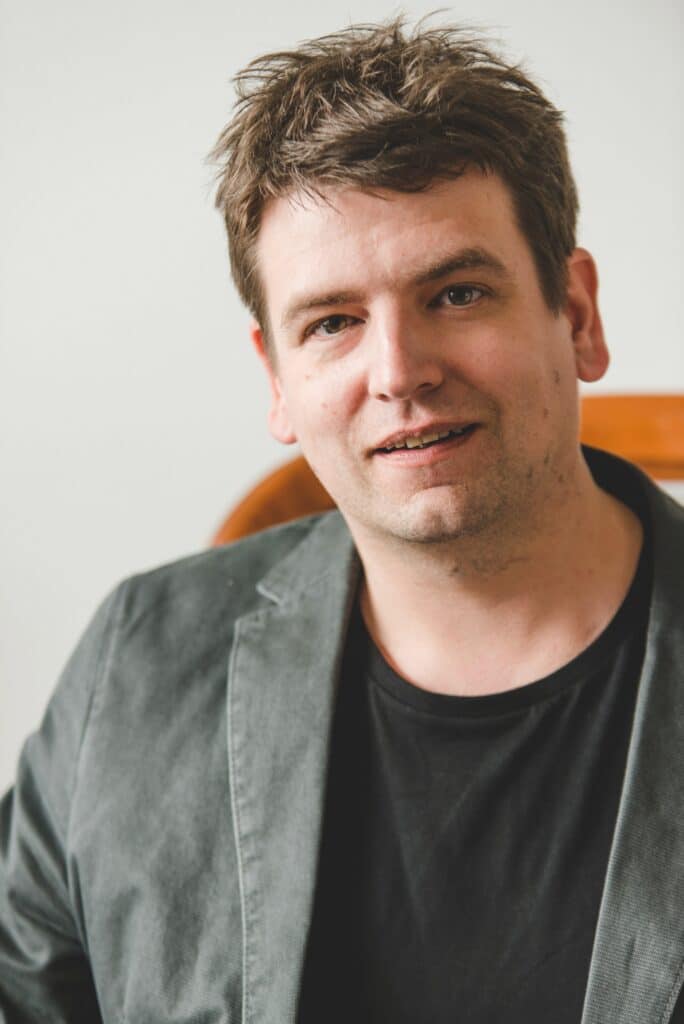 Christoph Galette, Stimmtrainer und Sprecher, Porträt